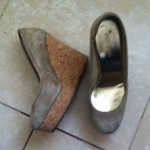 Jimmy choo woman shoes size 37  or USA 7